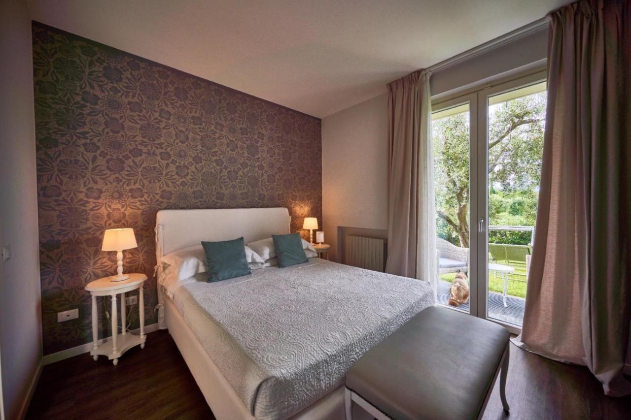 Hotel Clodia - Adults Only Sirmione Ngoại thất bức ảnh