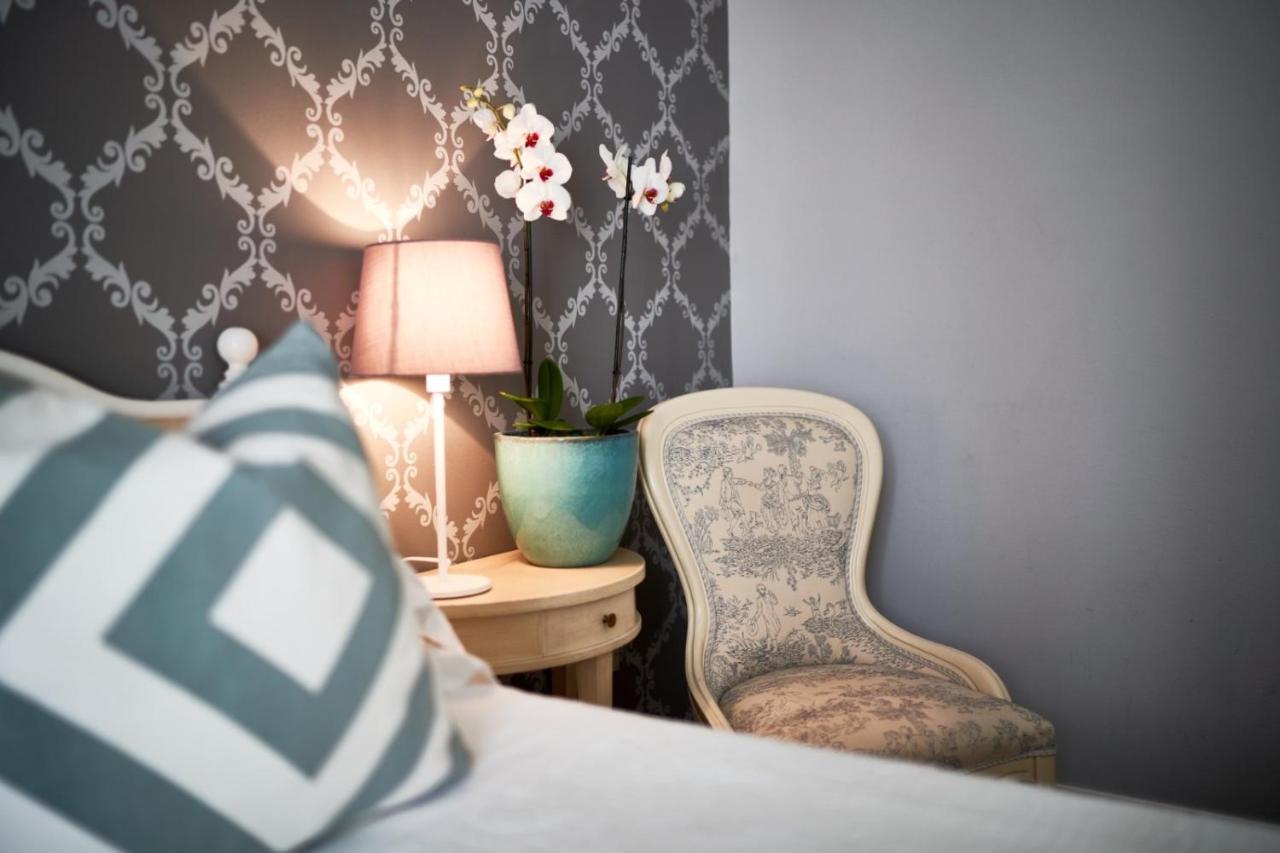 Hotel Clodia - Adults Only Sirmione Ngoại thất bức ảnh